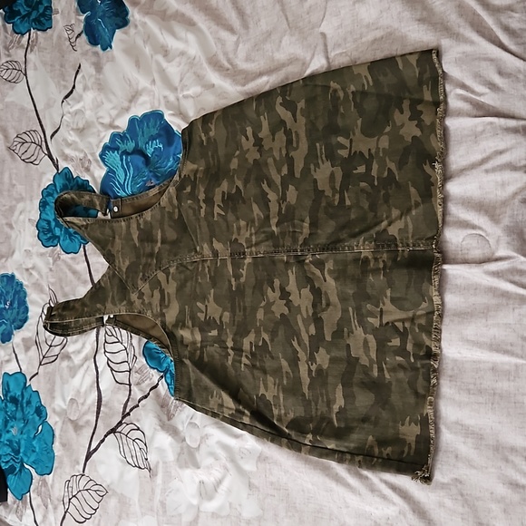 Vanilla Star camo overalls dress - Picture 4 of 7